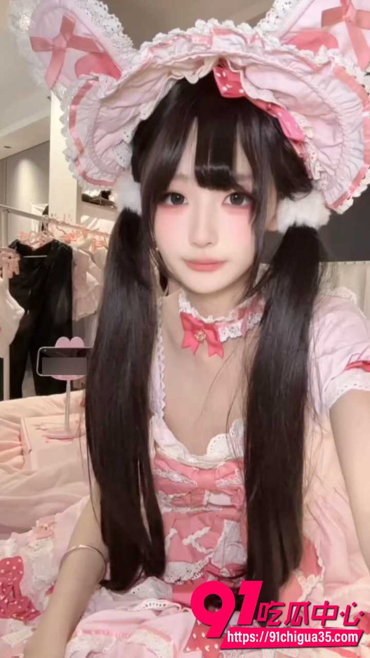 抖音小萝莉季雨自慰1 抖音小萝莉季雨自慰1