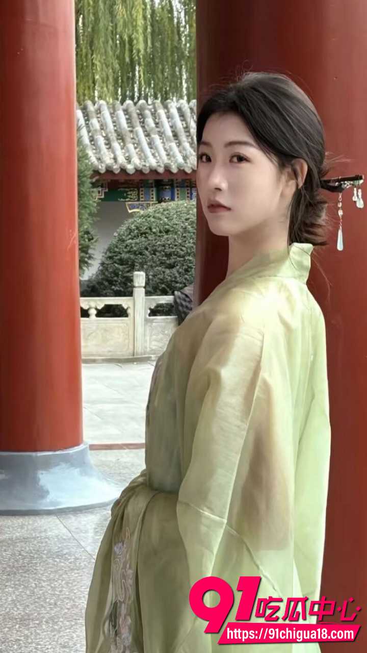 河南女大学生淫乱视频曝光3
