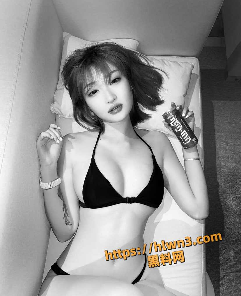 高颜值短发豪乳蜂腰细臀健身媛 与炮友落地窗前后入视频流出 疯狂摇摆 很有感觉 妥妥的榨精机！