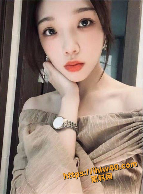 洛阳小少妇 吴惠娟 御姐长相苗条身材让人爱慕无比 大尺度骚舞及洗澡视频流出！