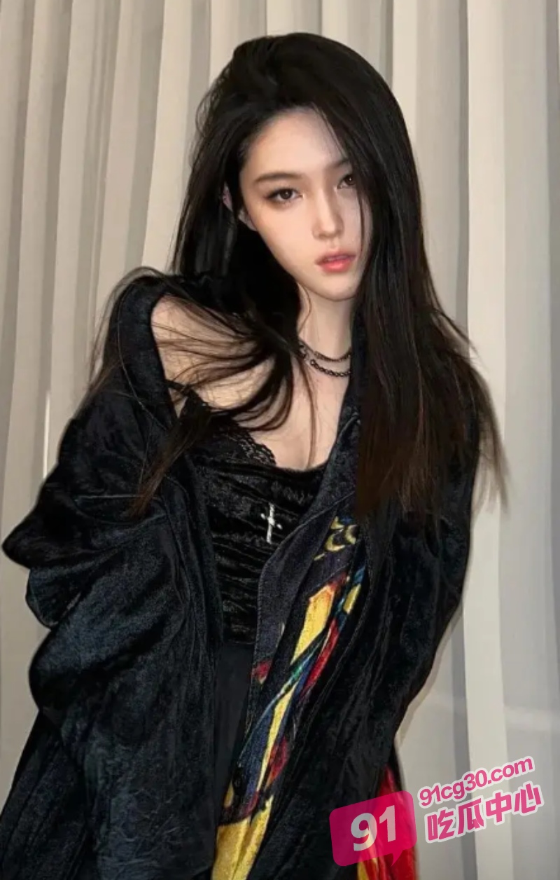 约炮约到前女友闺蜜是种什么体验!大神付费约美女 万万没想到竟是熟人!