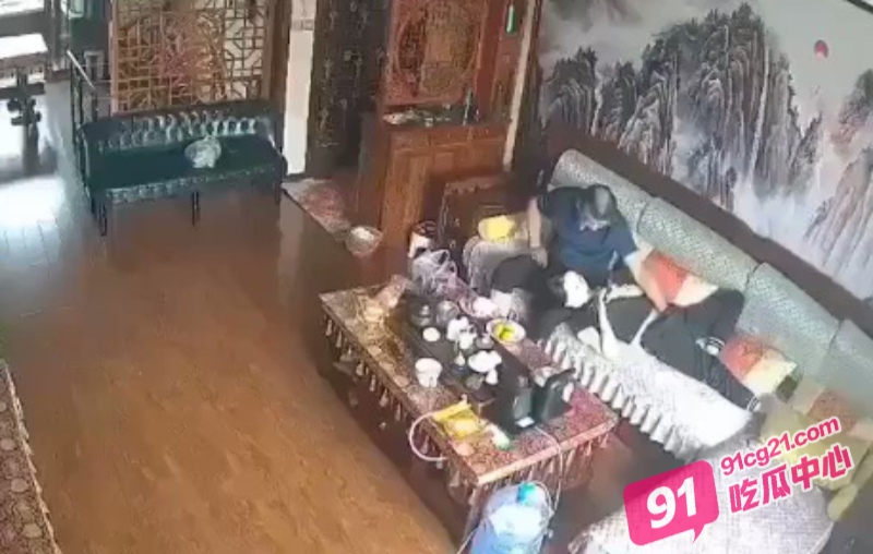 淄博理光董事长杨光金 当着孙女的面性侵儿媳 视频曝光竟是通奸！ 配图3