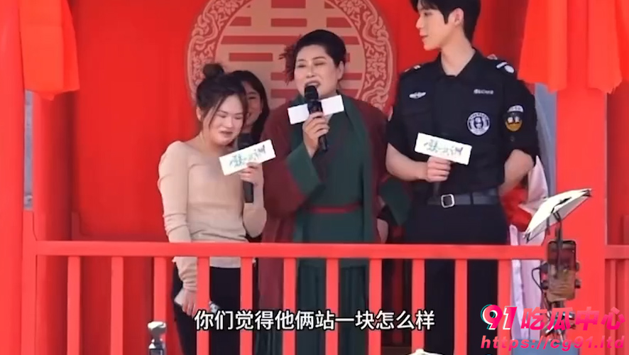 张若昀现身王婆说媒? 你永远不知道男生长得好看 女生见到会有多主动😱😱😱