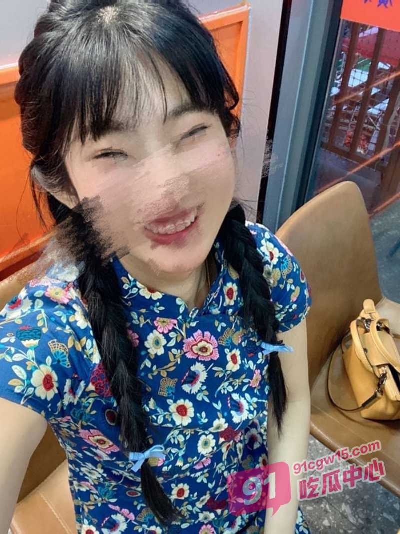逆天媚日母猪辱华！黄秋秋身穿碎花旗袍扮演慰安妇 简直人神共愤 快来操死她 配图2