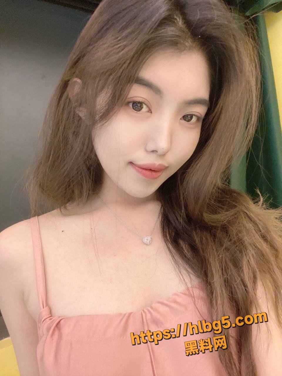 山东临沂大学大三女学生周歆宁 和男友裸聊分手后被渣男曝光 特别骚 感觉有母狗属性！