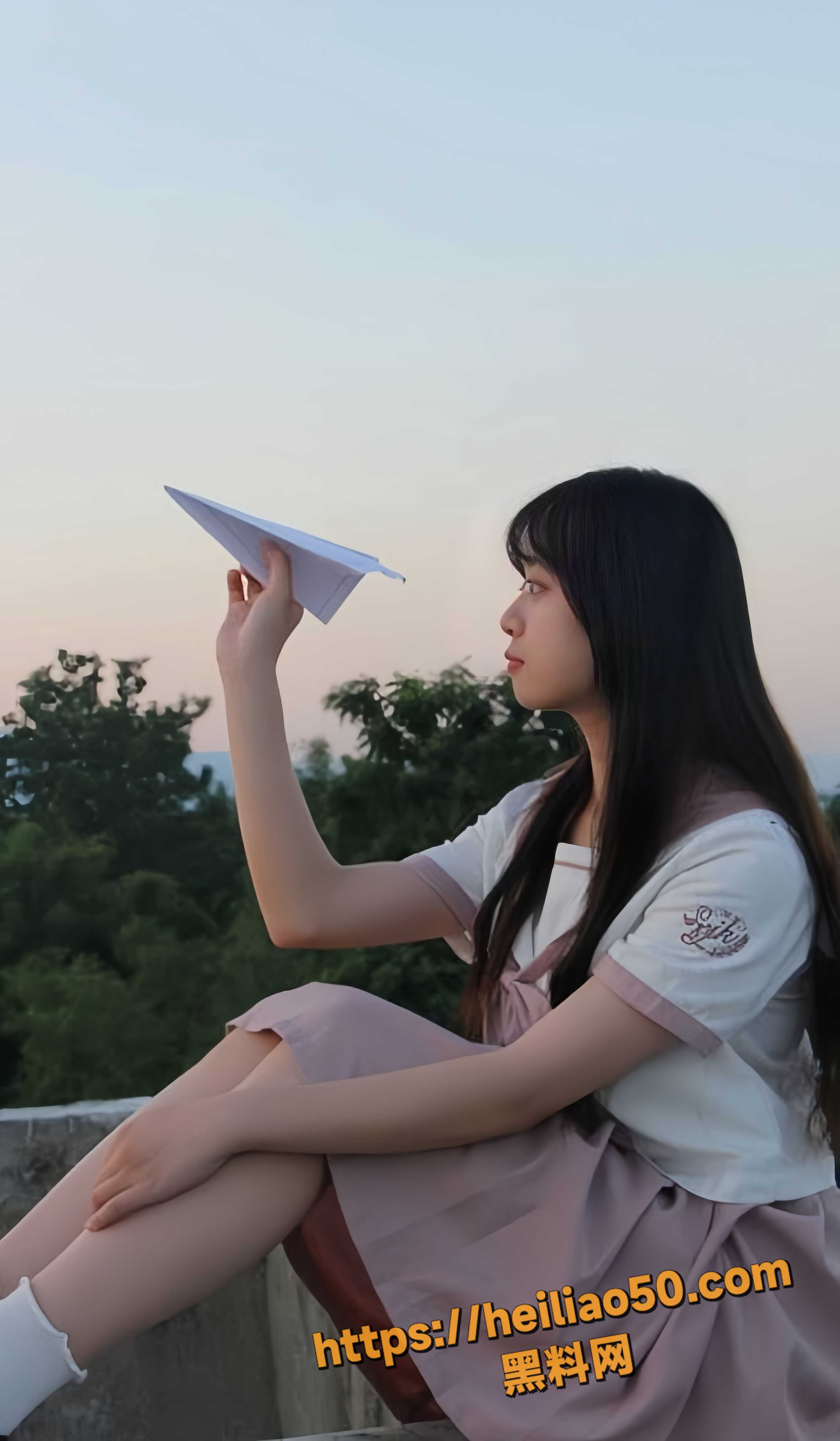 江苏反差学生妹 李君天 与金主口交性爱视频流出 全程露脸福利十足！