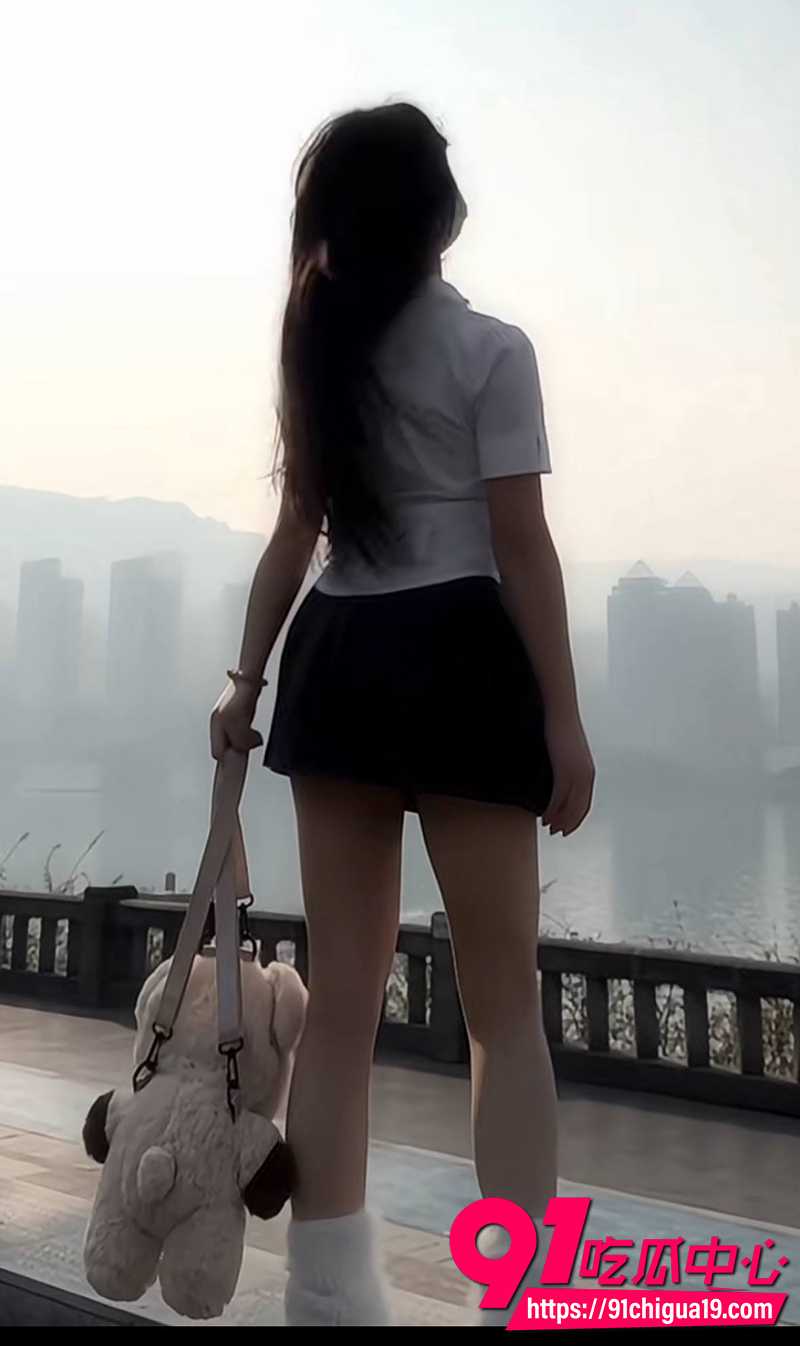 快手少妇瑶瑶小娇  2