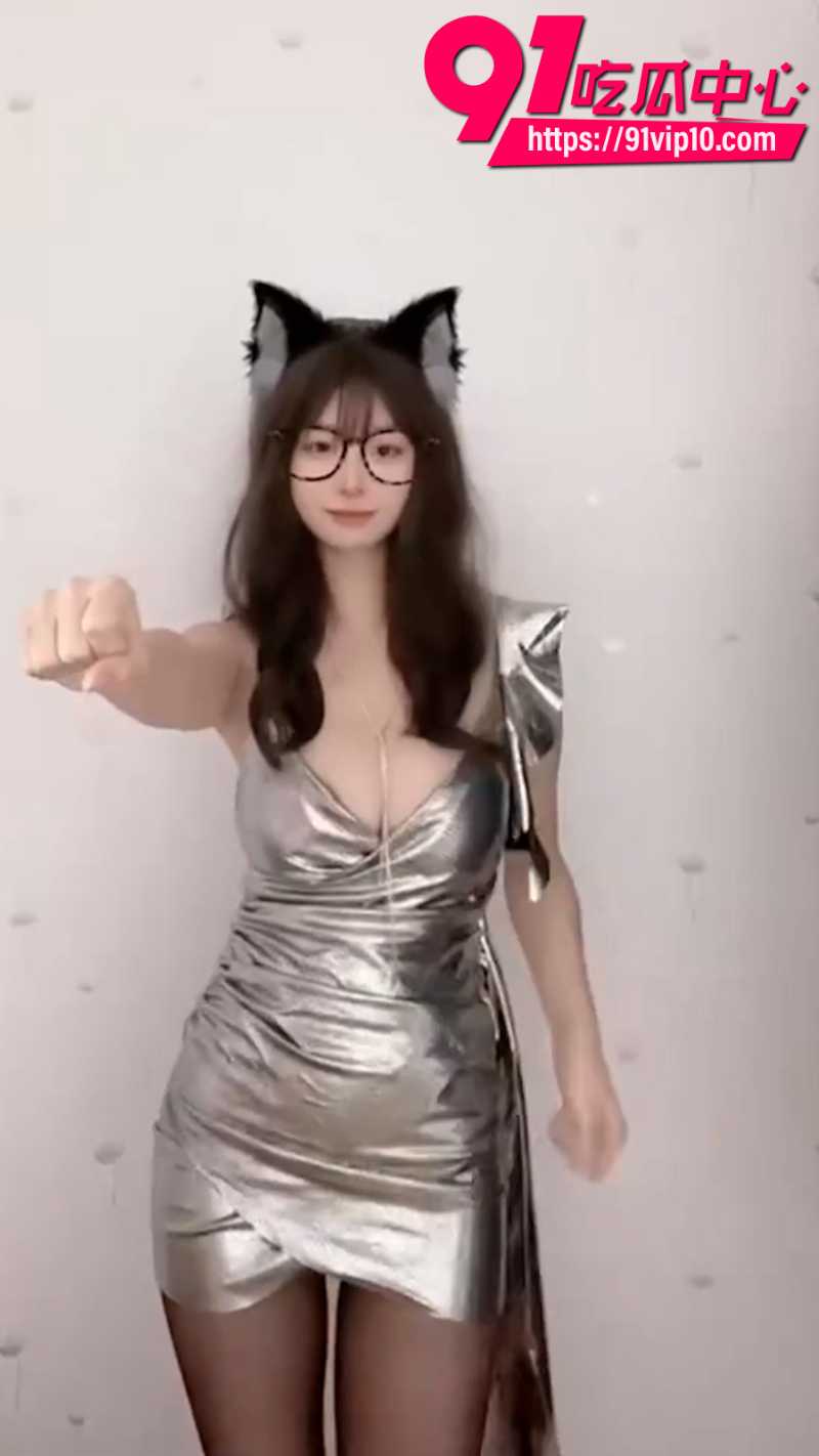 抖音24万粉丝女网红月岛星奈定制骚舞福利5