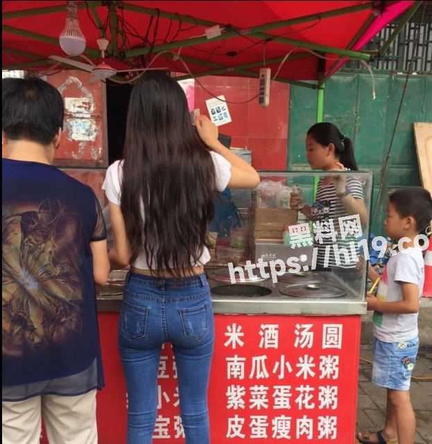 云盘泄密之青岛某国企员工和老公婚前拍摄视频流出，视频中小夫妻非常享受拍摄视频过程