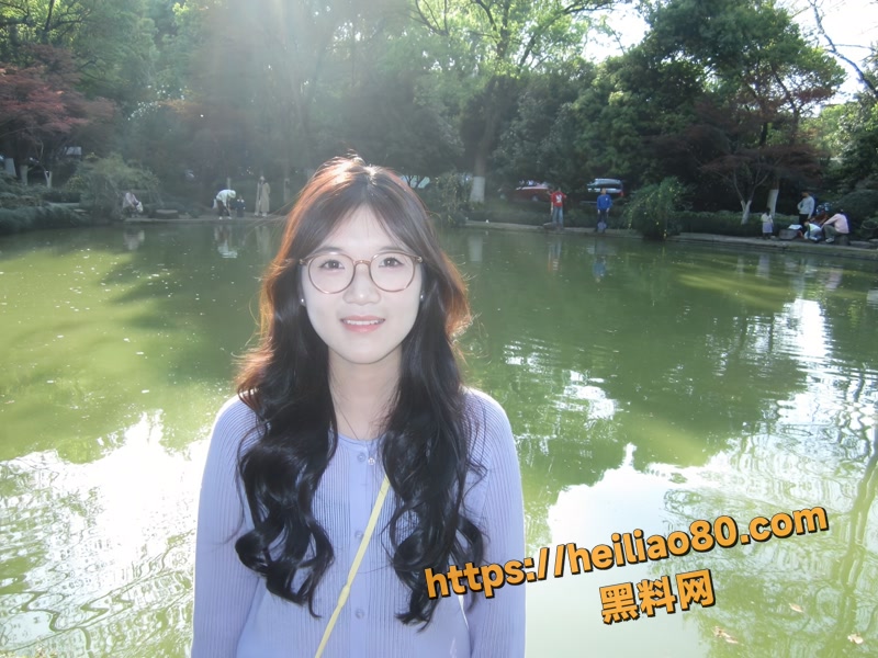 湖北某大学校花 李澜西 跟男友性爱泄漏视频 经典小美女被各种姿势玩弄高清完整版