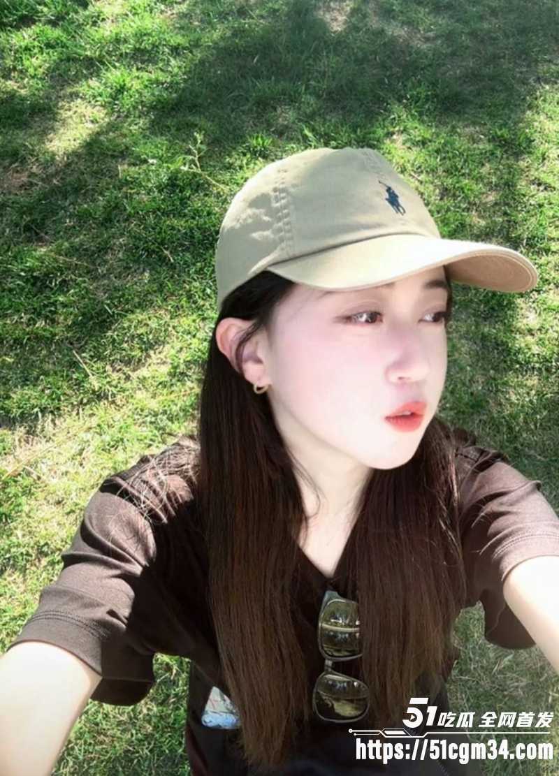 甜美艺术生刘瑜 1