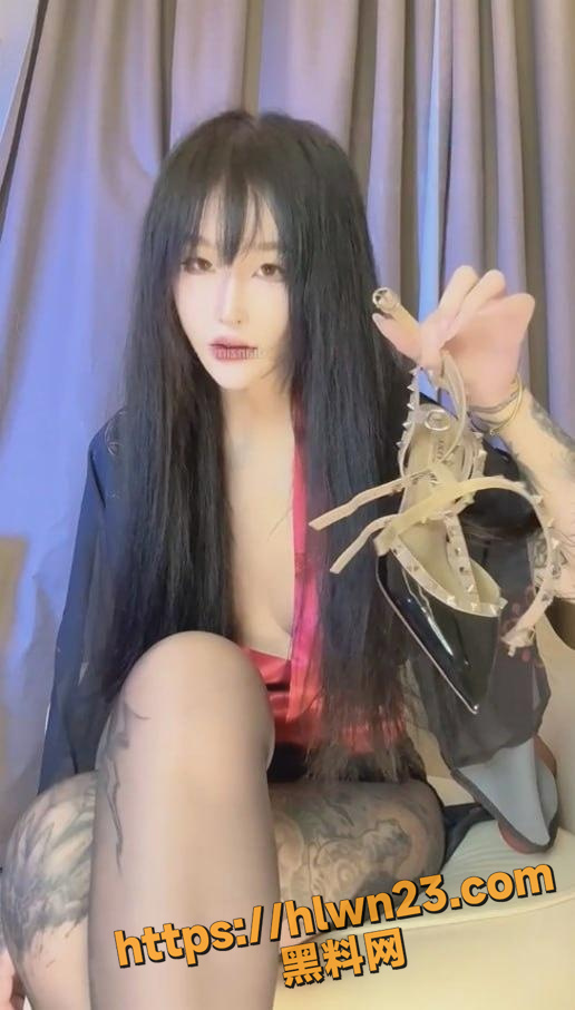 符文女战士 淫水流不止 抖音网红 九条南无 又出福利新片了 高跟黑丝羞辱自慰调教白浆四溢!