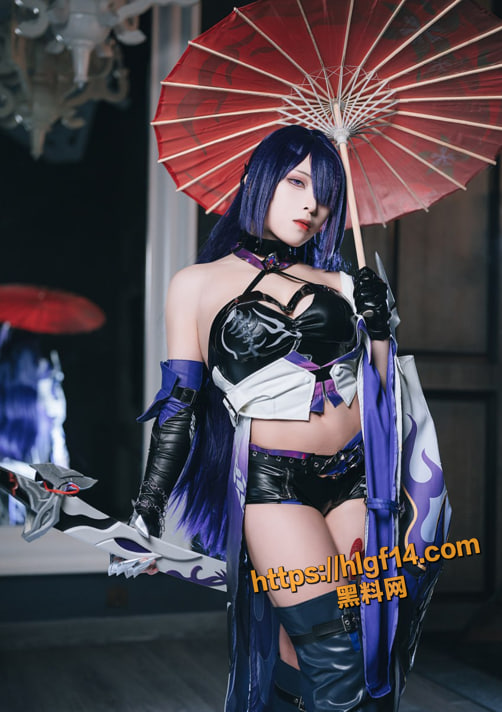 崩坏：星穹铁道cos女王Tokar闪耀登场，cos圈网黄浵卡用性感曲线征服万千粉丝心！
