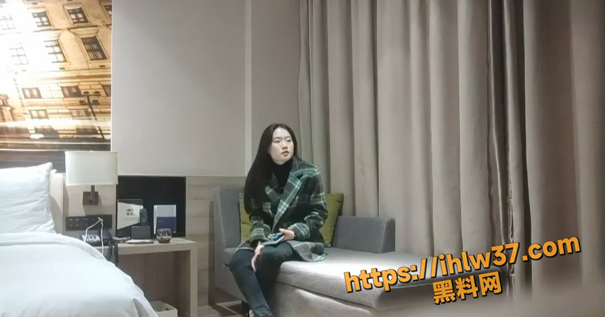 每日探花之约炮大奶小少妇 妹妹的逼都要被你干坏了 操的小少妇高潮不断！
