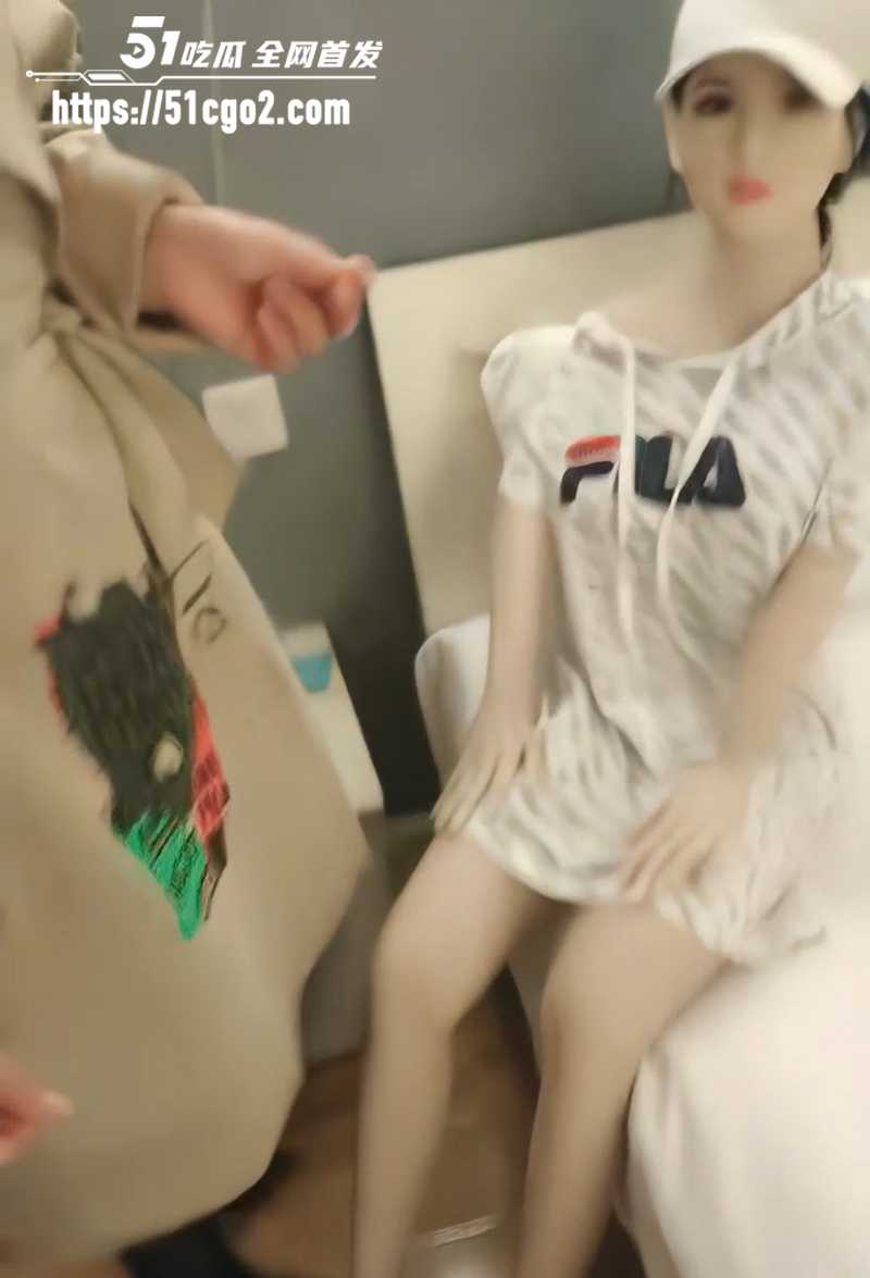 剧情演绎重金勾引性侵微商情趣店老板娘2拷贝 剧情演绎重金勾引性侵微商情趣店老板娘2拷贝