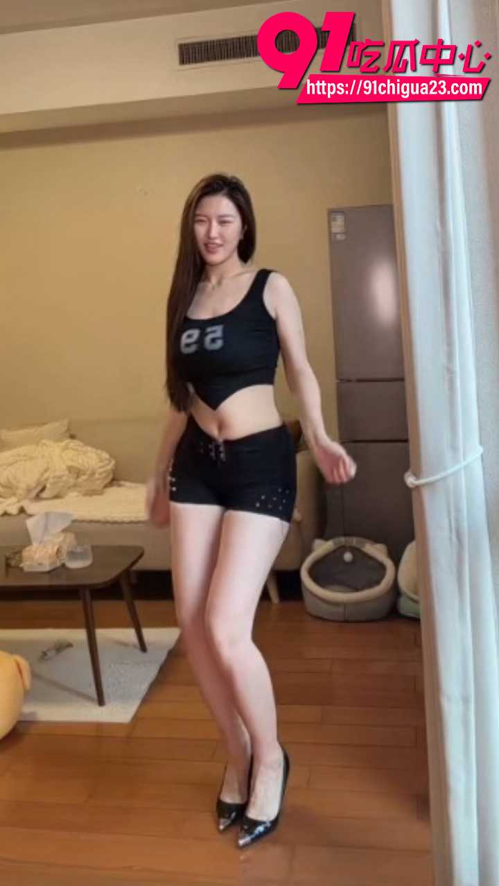 前裸体替身女星沈樵出狱后重操旧业6