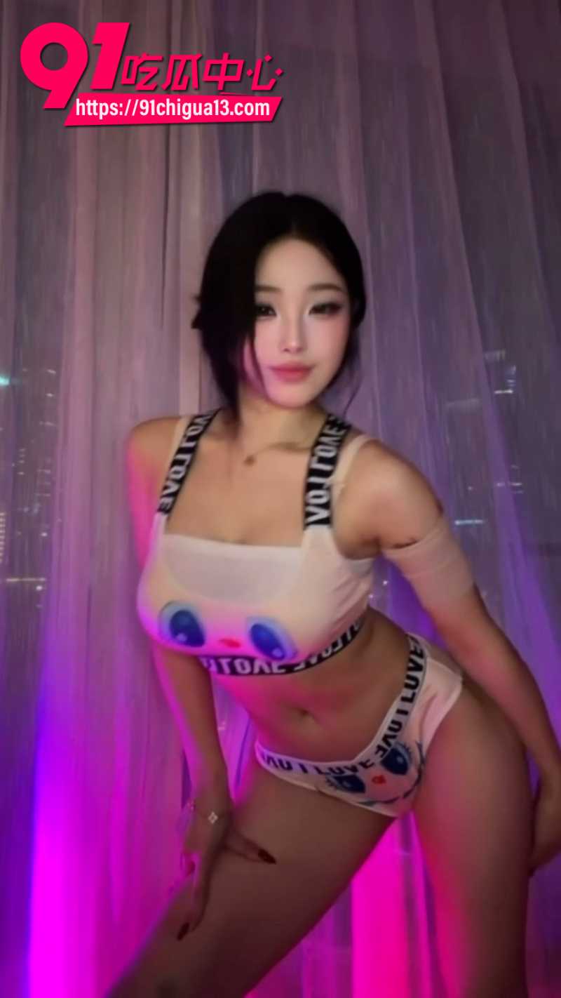 抖音382W粉丝极品女网红mimi蛋儿定制付费福利8 抖音382W粉丝极品女网红mimi蛋儿定制付费福利8