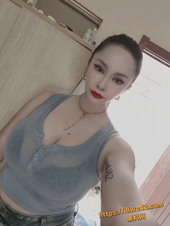 河北纹身少妇 王婷婷 第三弹 36D巨乳真实约炮 床上化身淫荡母狗