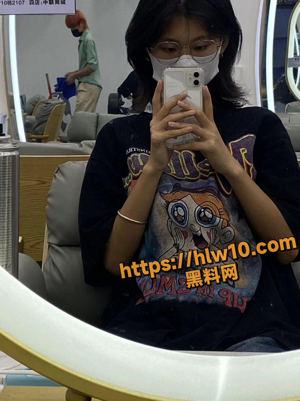 江西吉安00年大学生匡美珍 因裸贷欠钱不还被曝光裸贷资源！