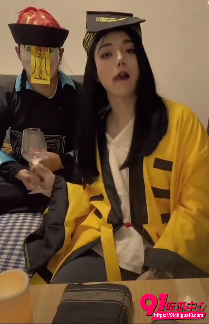 小麒cos崂山道士喝酒开喷4