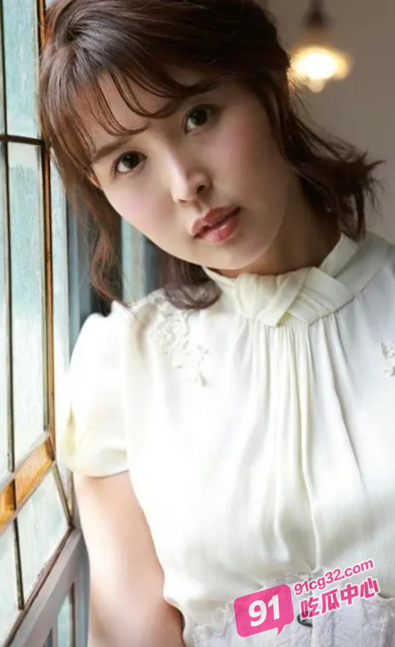 美女老师桥本葵被她只会撸管的男学生偷拍自慰视频威胁 教材室里被多男刺激轮奸！ 配图2