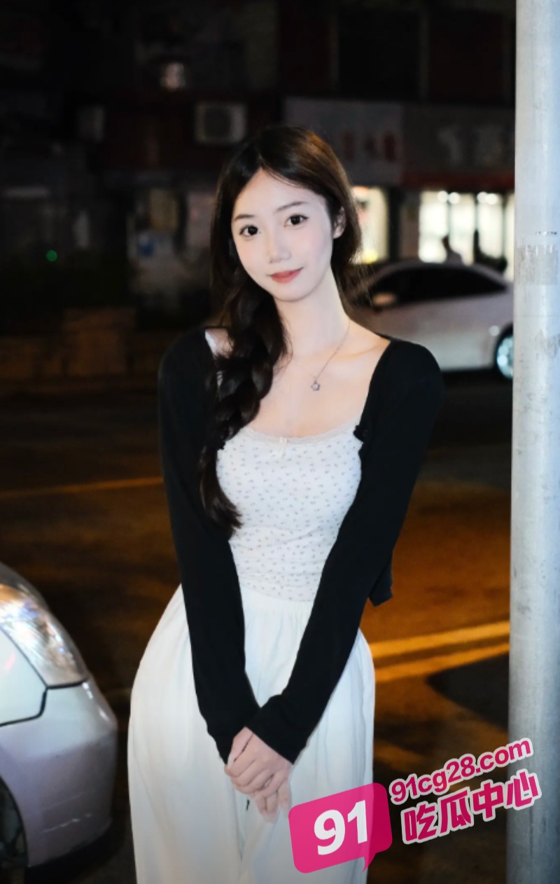 长腿模特灵灵新作！美女化身私人男科医生 被胶带封逼性虐待！ 配图2