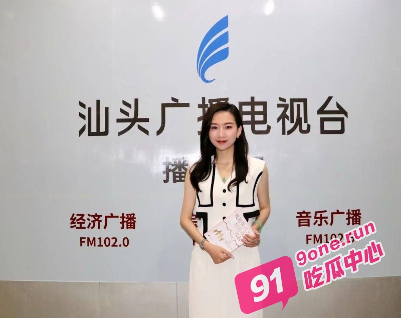 16_W_800px.jpg