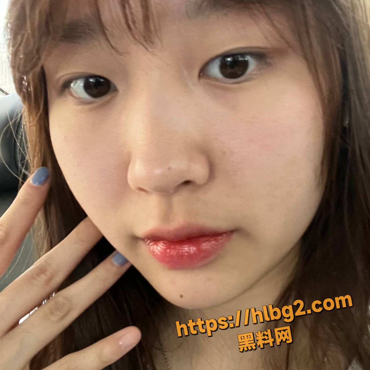 江苏镇江江苏大学骚货 赵涵 拜金母狗一枚 只要你给钱就能操，超有感觉的大学妹妹泄密流出！