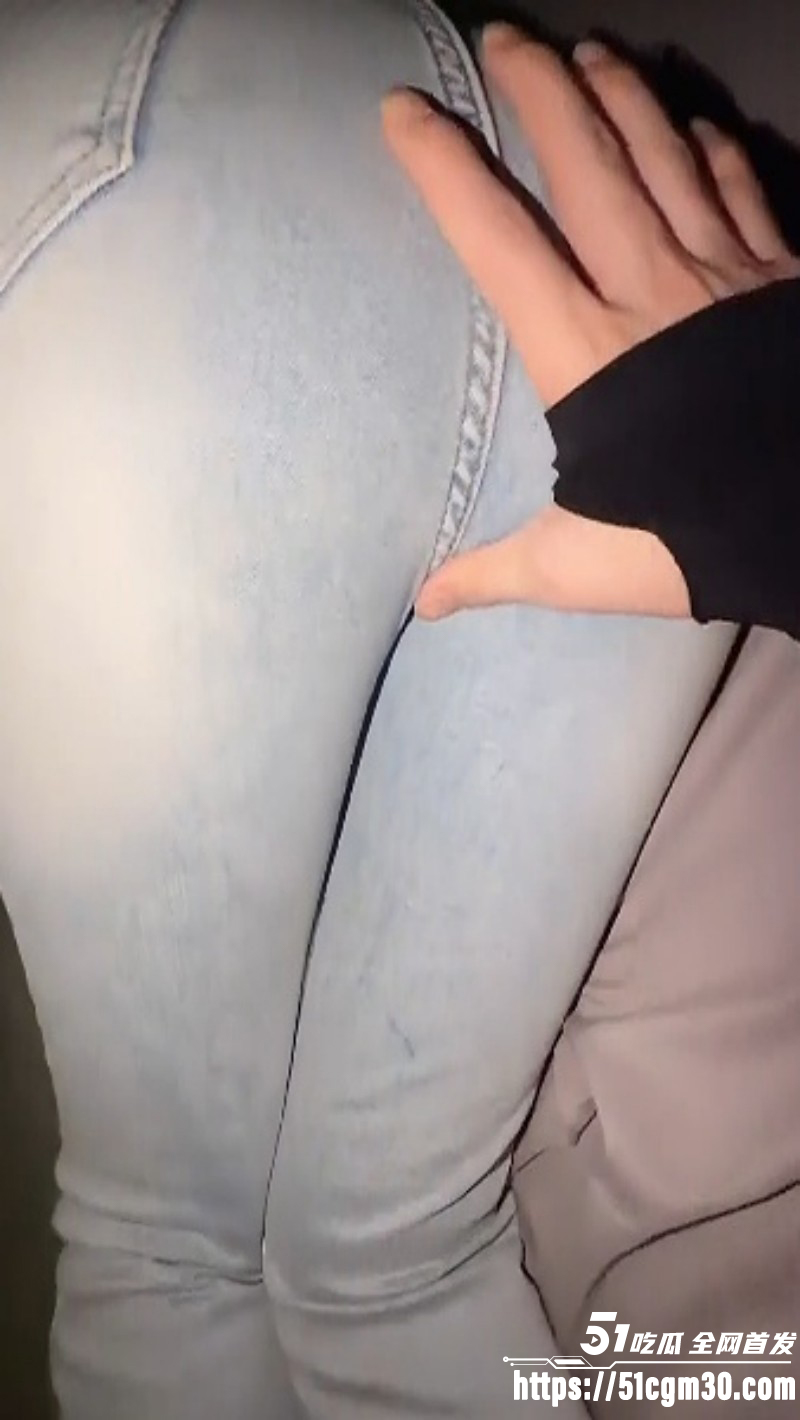 39岁妈妈和30岁堂姐强上喝醉的堂姐04
