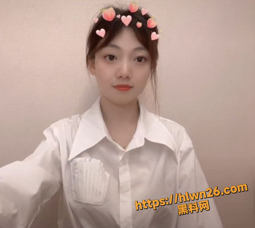 海口已婚人妻 靳梦琪 你没有见过的全新版本 收罗全网最全资源 领略人妻的骚货人生