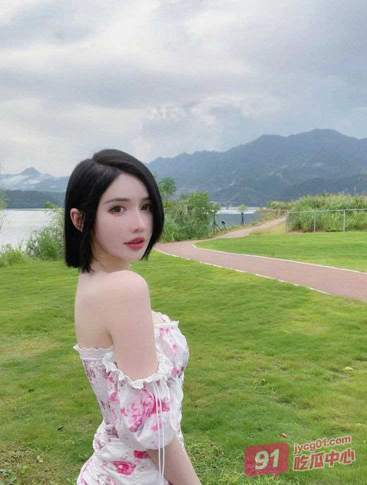东莞少妇刘娜兰 S级模特身材 放荡的表情无比诱惑！