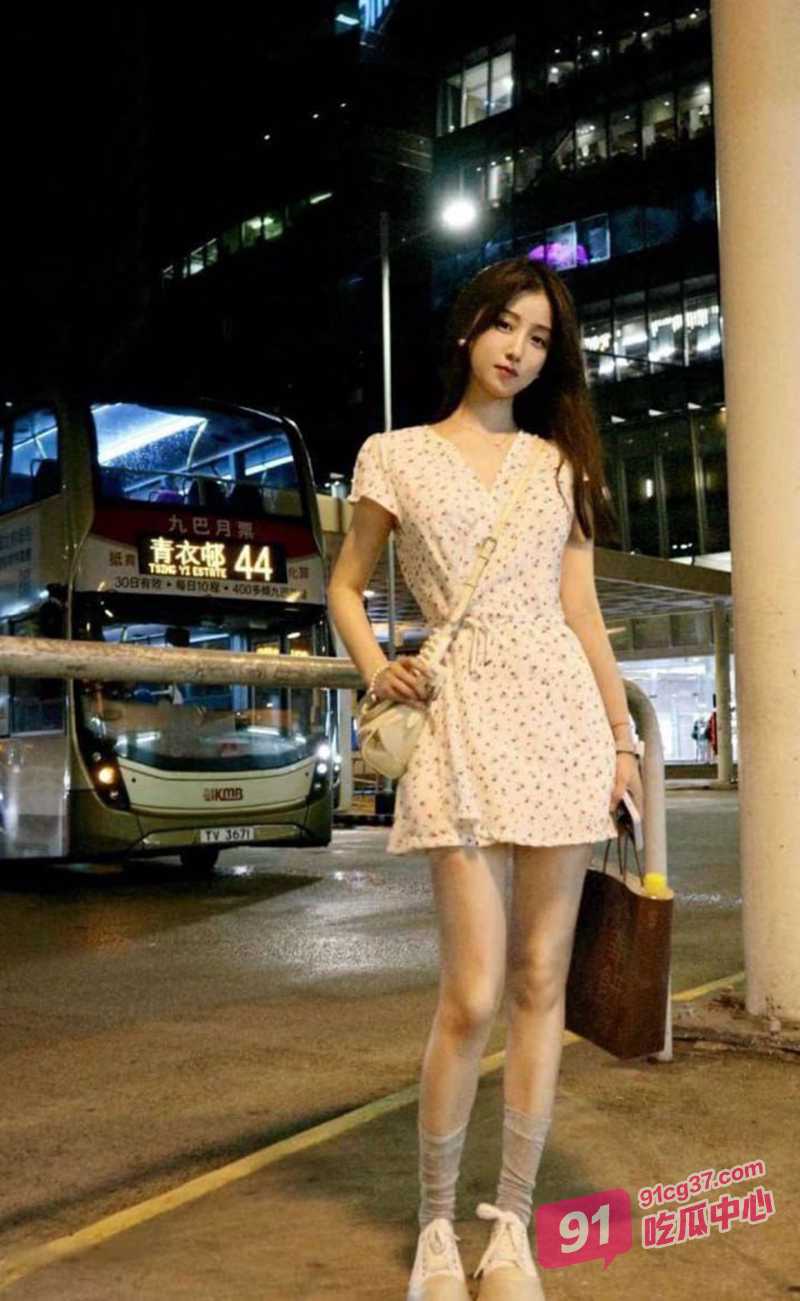 武汉大一学妹曾菲 对主人彻底放开底线 “主人 请吩咐妲己”