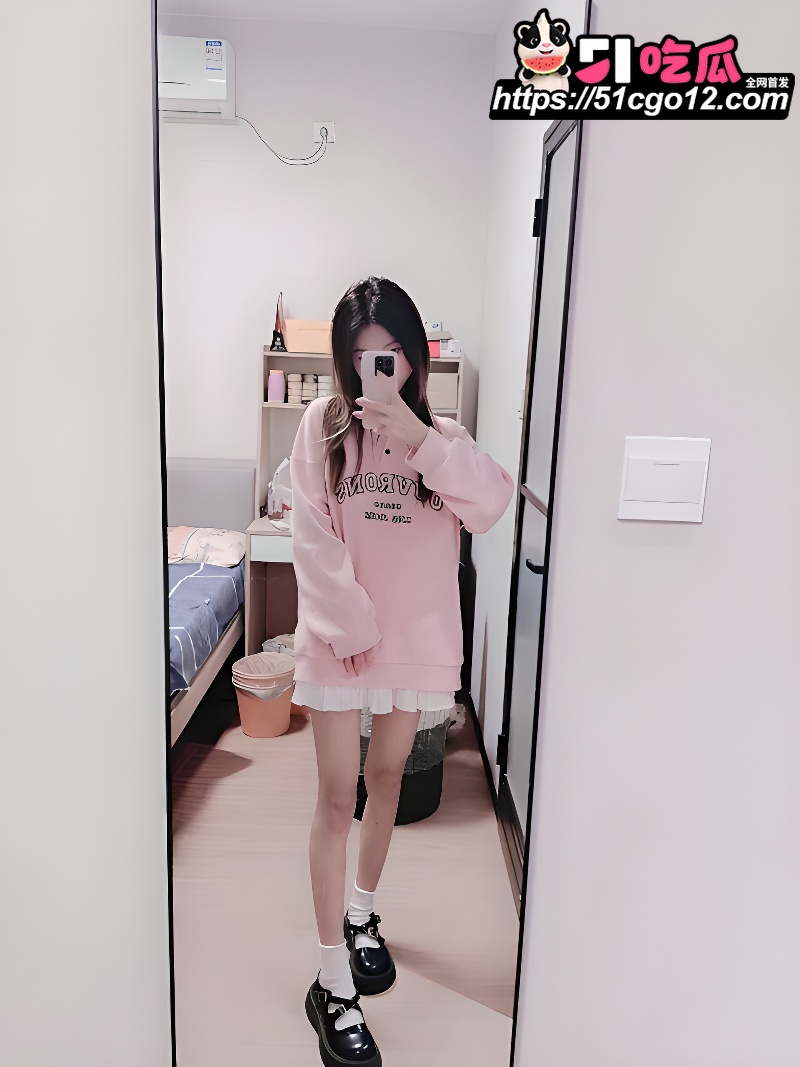 黄毛精神小妹 1