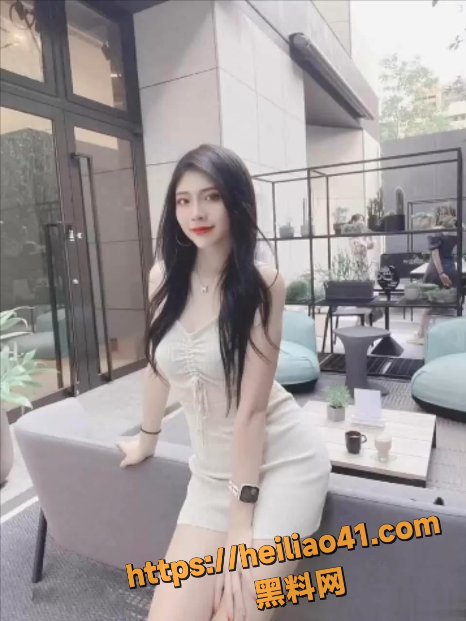 台湾校花级美女 唐欣欣 不雅自拍泄密 抖奶掰粉穴指交 高潮表情超骚！