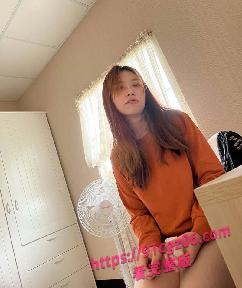 高颜值少妇高婕妤3.jpg