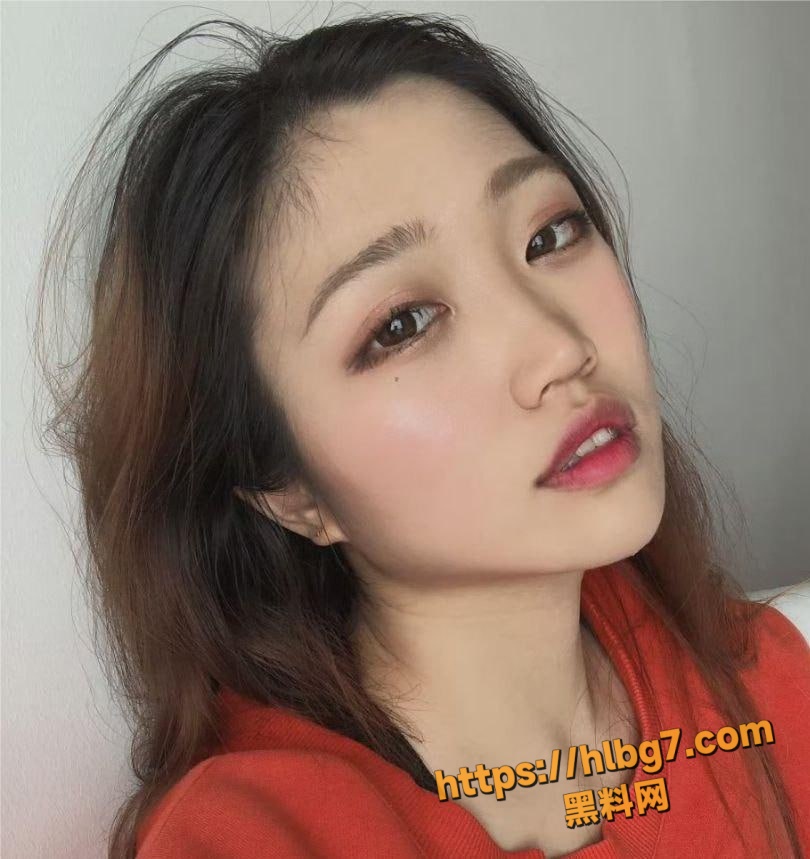 上海浦东张慧莲穿情趣内衣大胆出门约炮 后入画面劲爆浪叫不断！