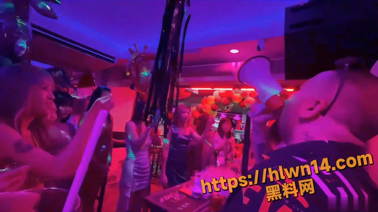 泰神啦！情色旅游 大神泰国旅游撩妹献手段 实战经验告诉你如何拿捏泰国妹！