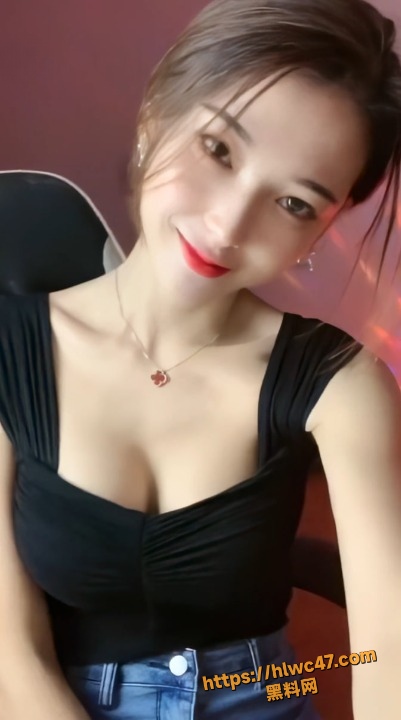 快手美女李娜 极品颜值性感身材诱惑 蕾丝内裤吊带诱惑骚舞 尺度炸裂