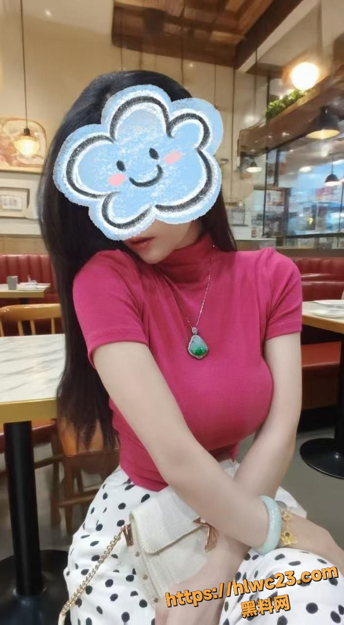 姐姐刚回来我又强上了她 嘴上说不要身体挺诚实 亲姐的诱惑16-20集 海角社区