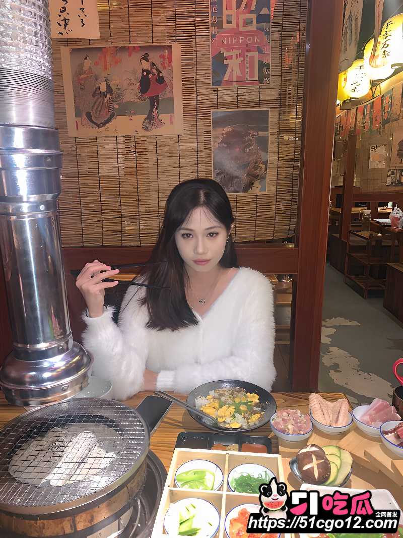 揭阳三甲医院女护士 范佳乐 被领导潜规则 口技一流特别会吸 尽享帝王之福！