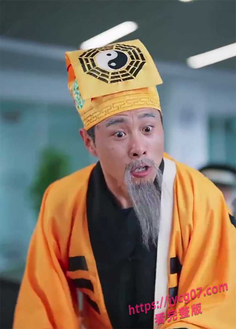夜半湖边艳遇!钓鱼钓出撩人女鬼,薄纱透视擦边狂戳尺度红线