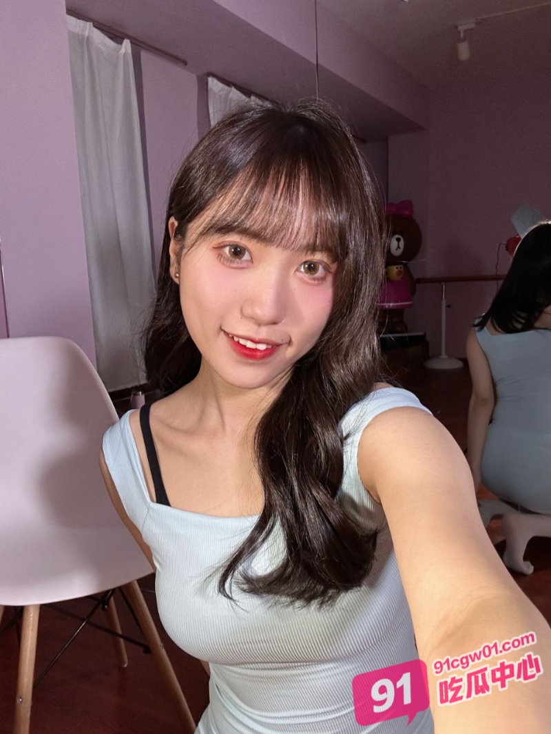 抖音温婉美女网红立盐盐私拍骚舞合集整理 沉浸式感受榜一大哥的快乐！ 配图8