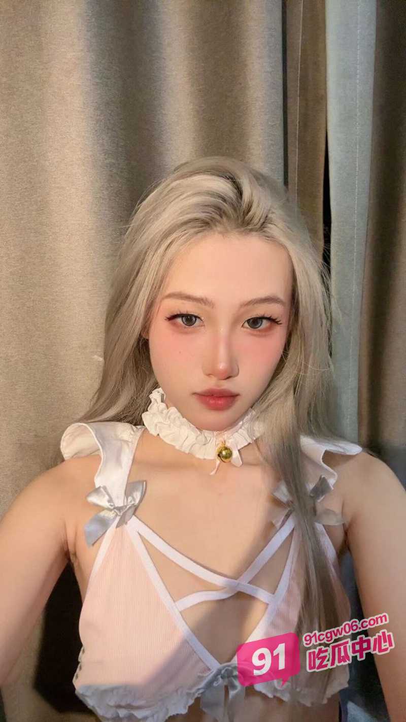 成都反差女神果果有点乖 下海大尺度收费直播合集 精致脸蛋极品身材妥妥小母狗一枚！