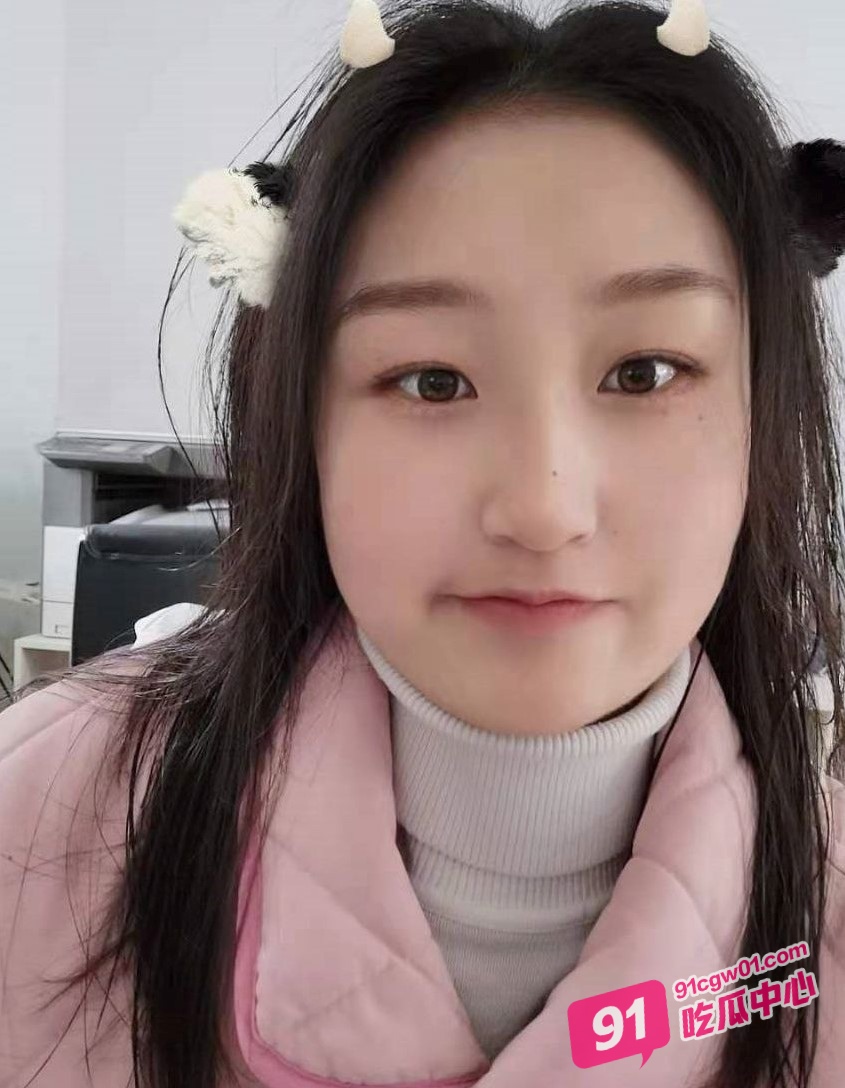 太原师范学院大三学姐何珺俐被男友曝光不雅做爱视频！可爱妹子秒变公交车！ 配图7