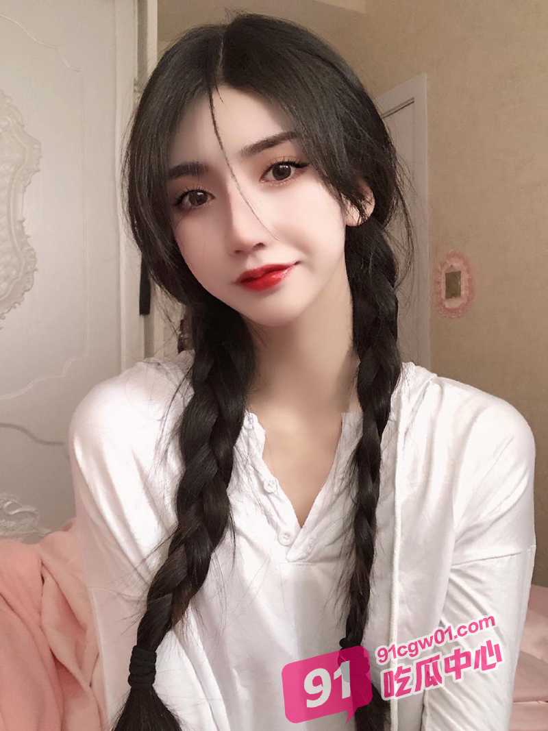 OnlyFans人气博主Jayinne作品大赏 自慰口爆无套性爱应有尽有！ 配图8