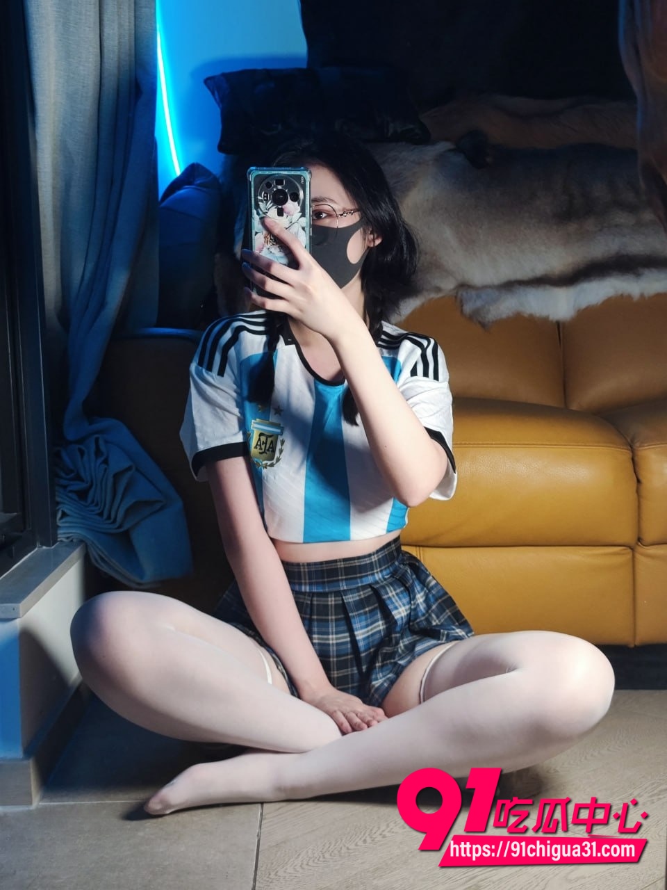 推特福利姬Naimi奶咪4