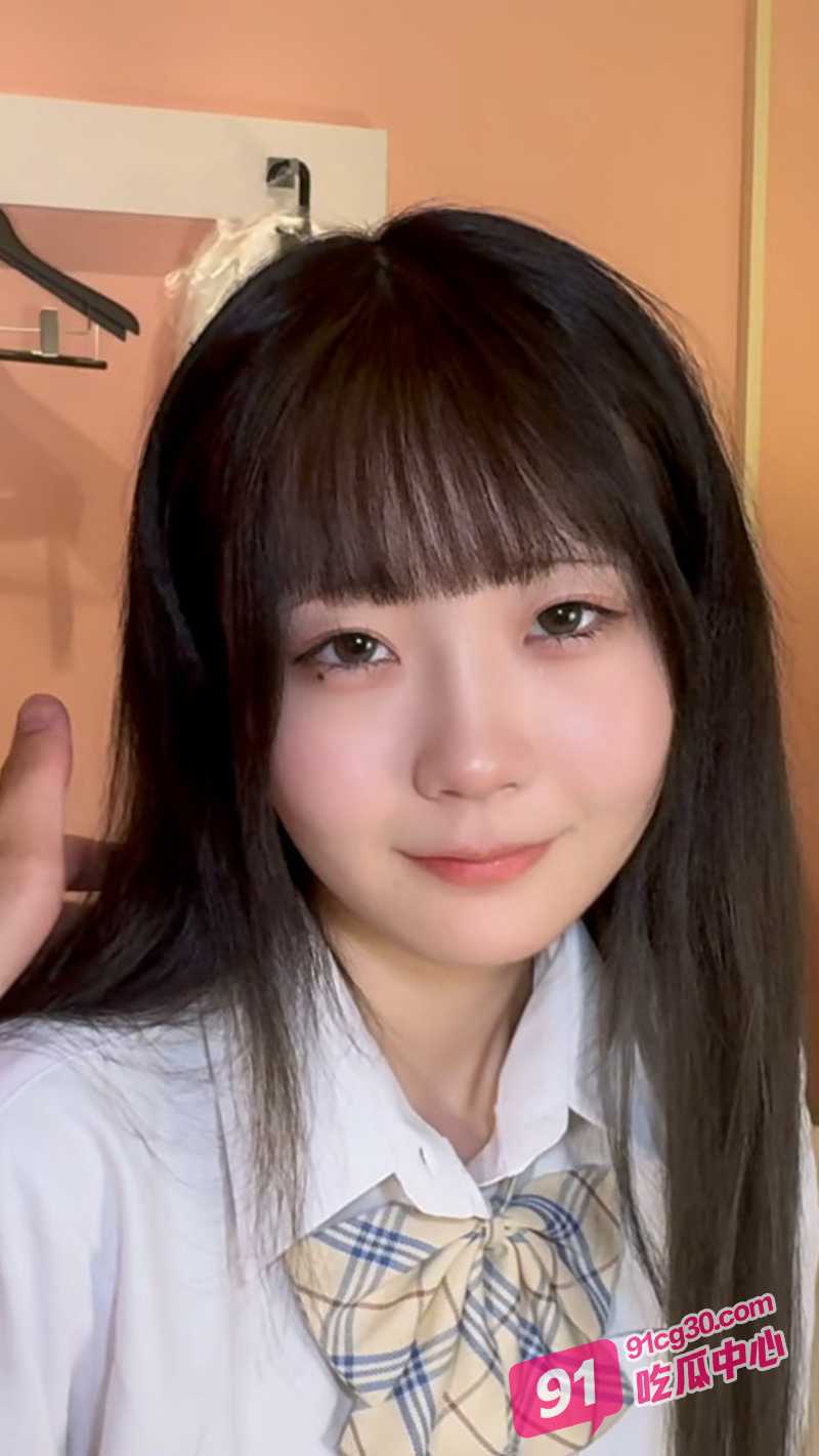 江西传媒职业学院清纯学妹刘杨婷 清纯的外表暗藏淫荡心撅起屁股求操！ 配图4