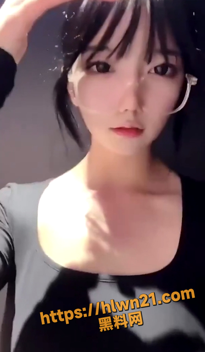 白丝配萝莉 大屌配母狗 专门约会校花清纯嫩妹达人多名萝莉女主强势插入 一个比一个骚 淫水一个比一个多！