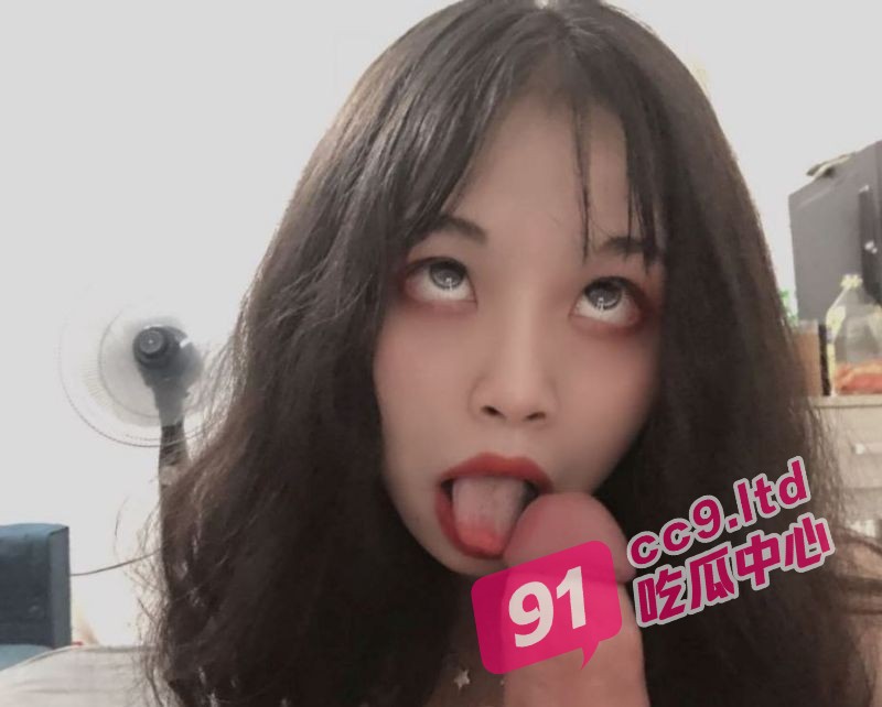 精神小妹的肉欲世界！一碗麻辣烫便可后入爆操 小哥性福的那几天！