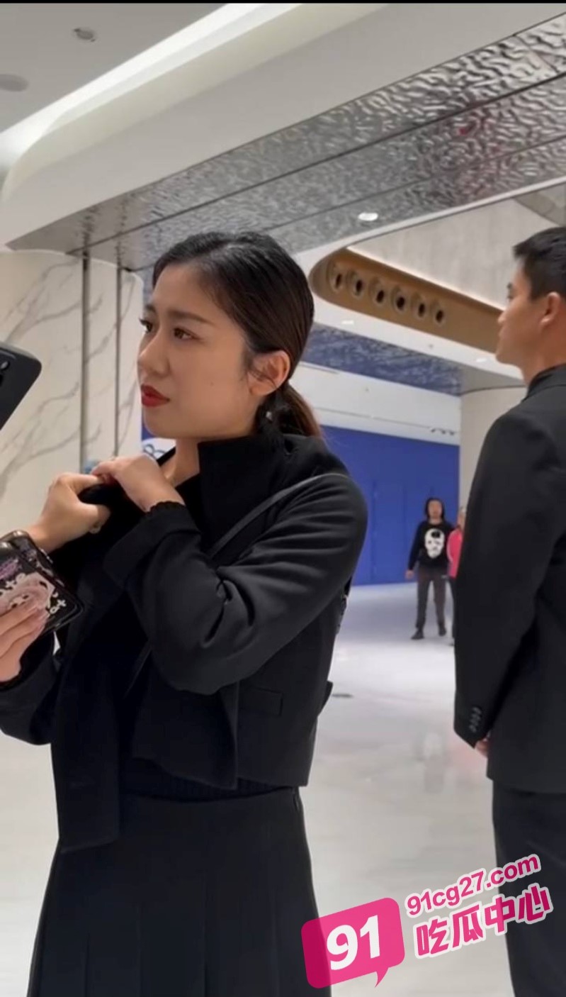 合肥银泰lv柜姐后续来了！原配直播揭秘发现出轨过程 这是要带货了？ 配图12
